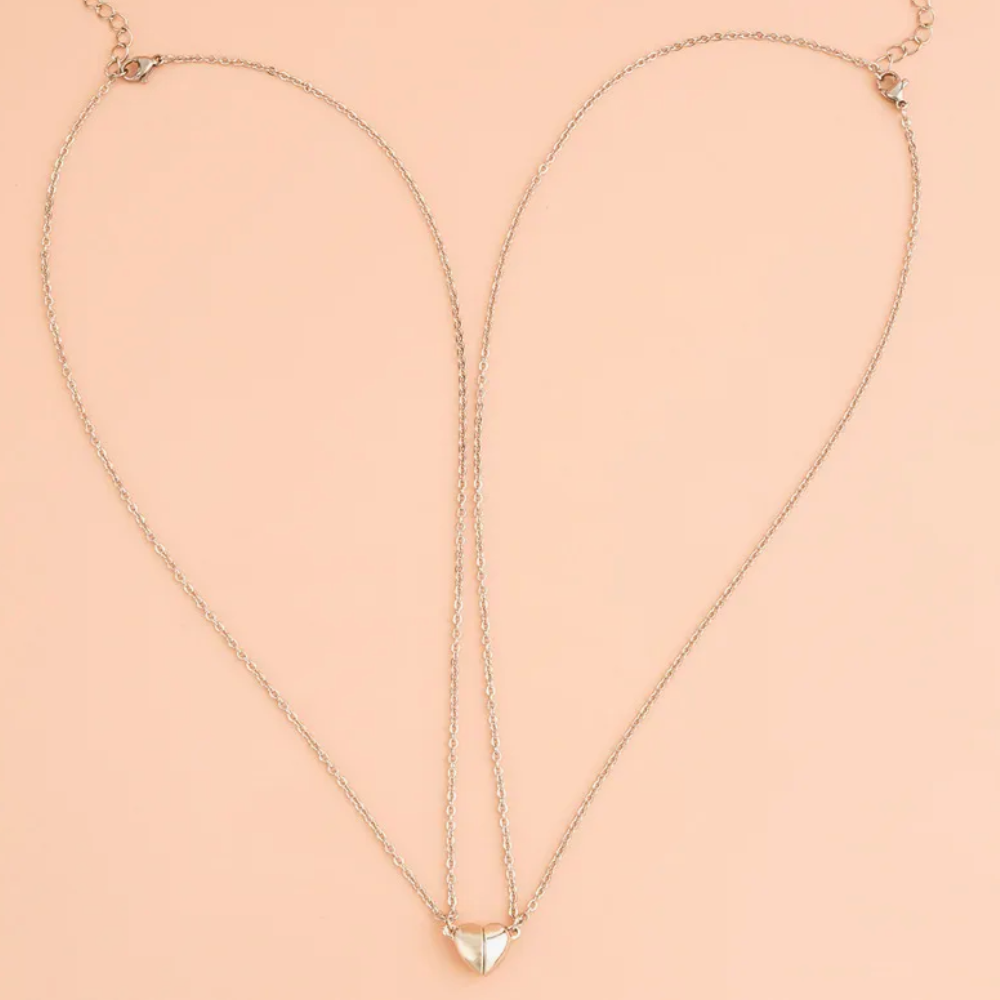 Magnetic Couple Necklace – Heart Pendant for Lovers - Image 7