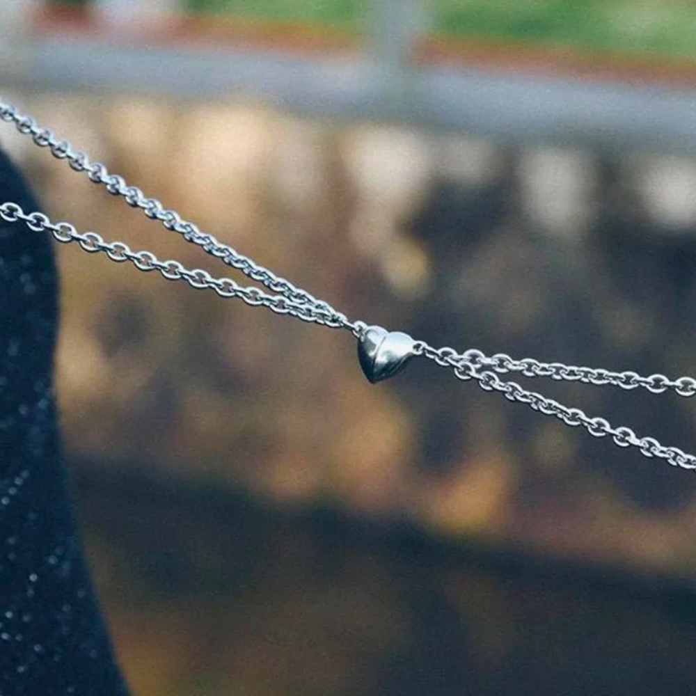 Magnetic Couple Necklace – Heart Pendant for Lovers - Image 8